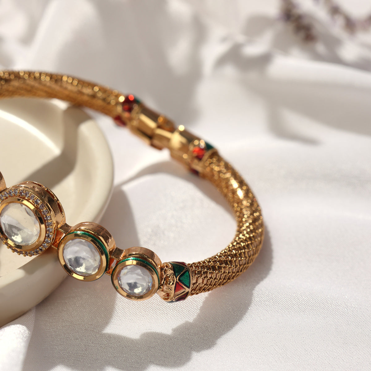 REGAL MESH PREMIUM KUNDAN BRACELET