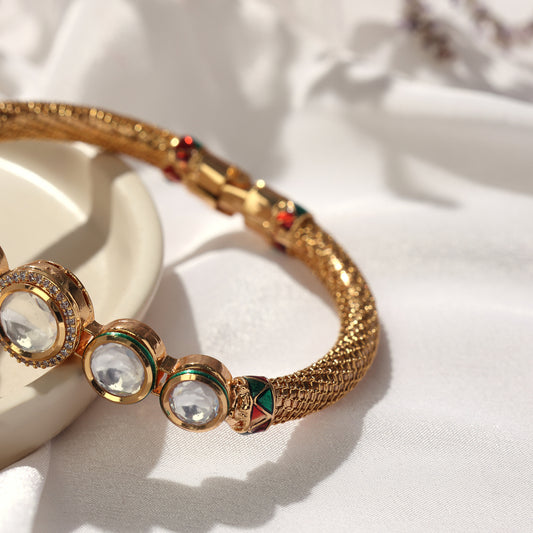 REGAL MESH PREMIUM KUNDAN BRACELET
