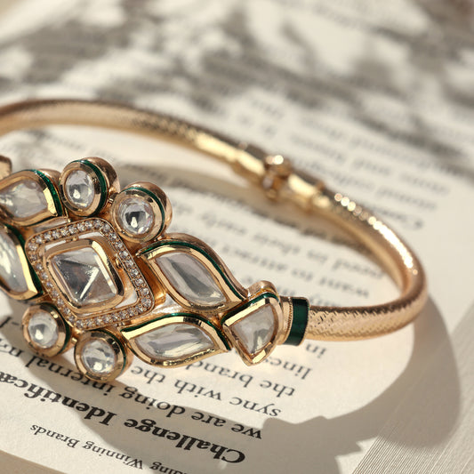 EMERALD RADIANCE BRACELET