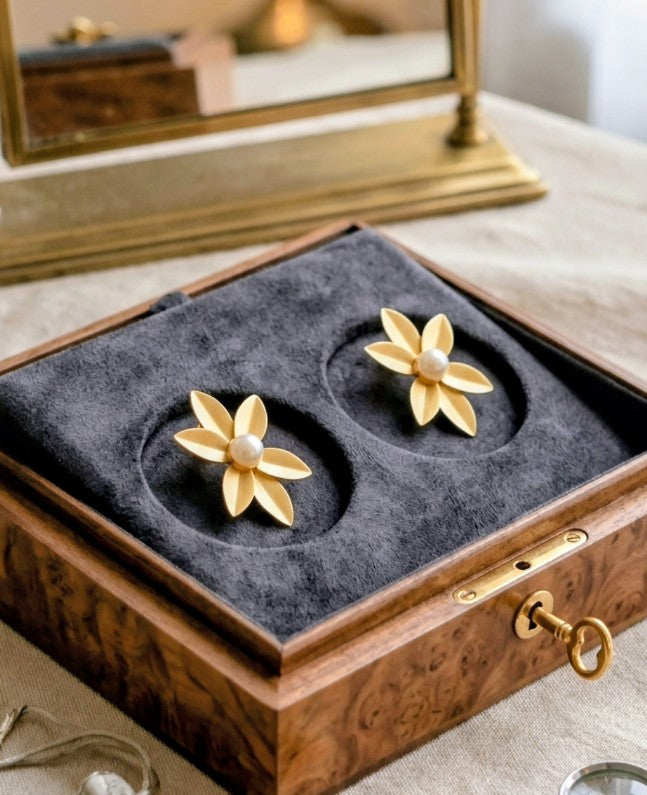 GOLDEN BLOOM PEARL STUDS