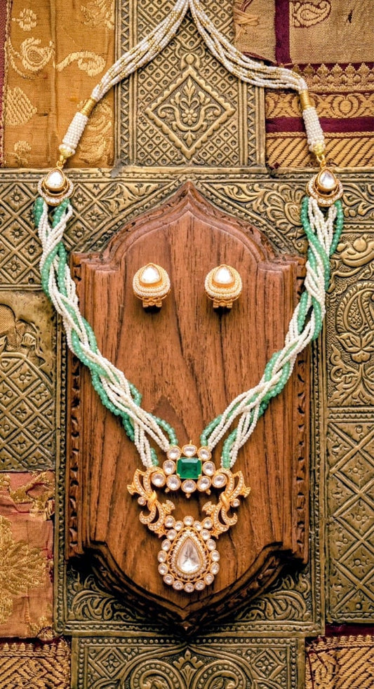 EMERALD VEENA POLKI MOISSANITE SET